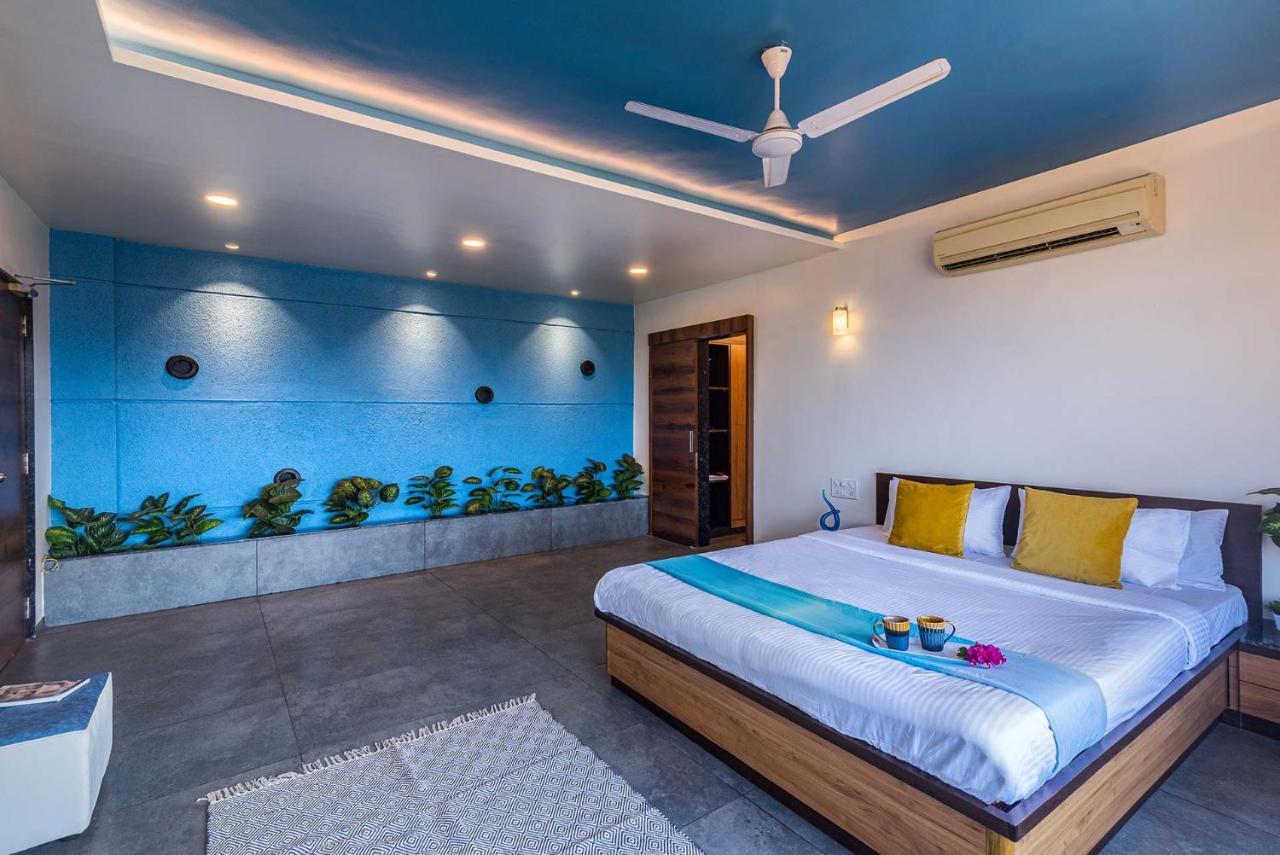 Eyes On The Lake By Stayvista - A Hillside Villa With A Captivating View Of The River Pune Zewnętrze zdjęcie