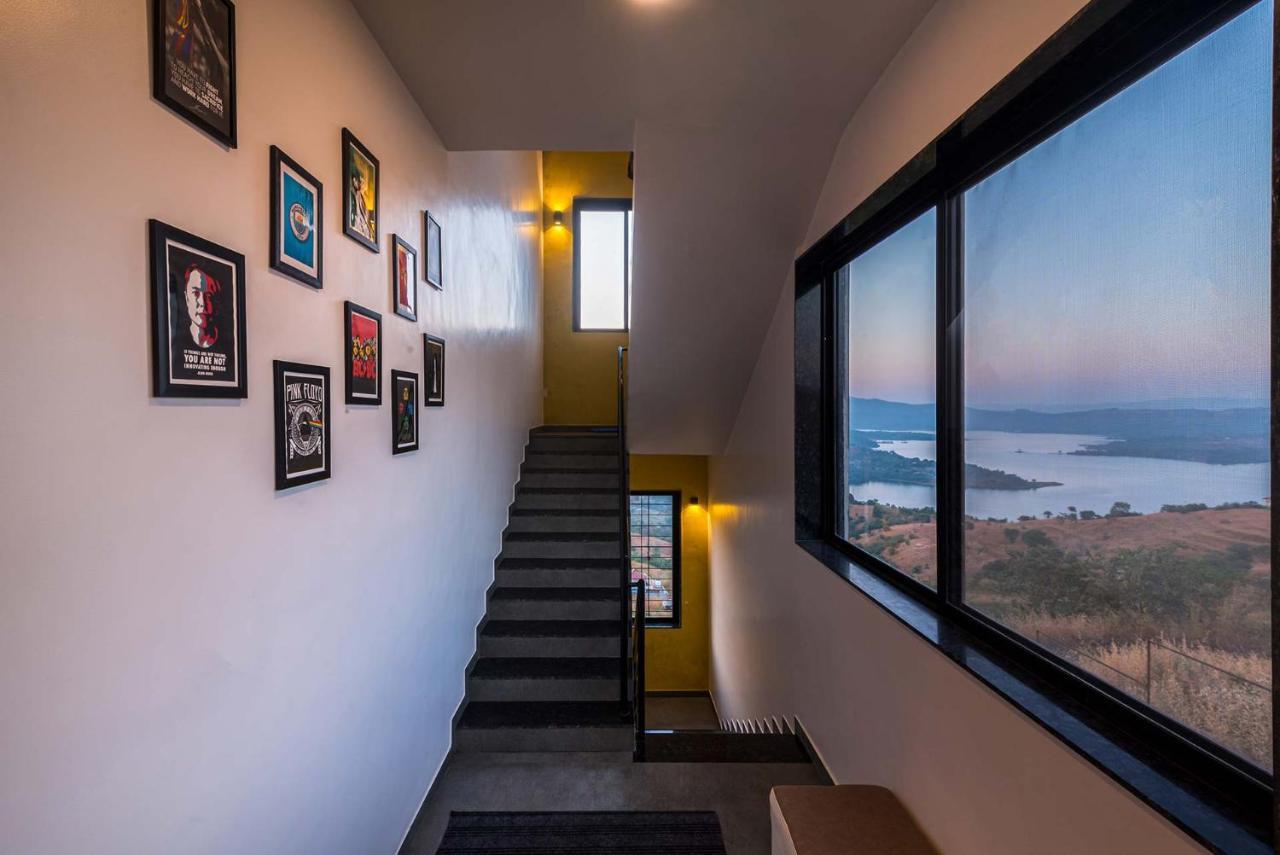 Eyes On The Lake By Stayvista - A Hillside Villa With A Captivating View Of The River Pune Zewnętrze zdjęcie
